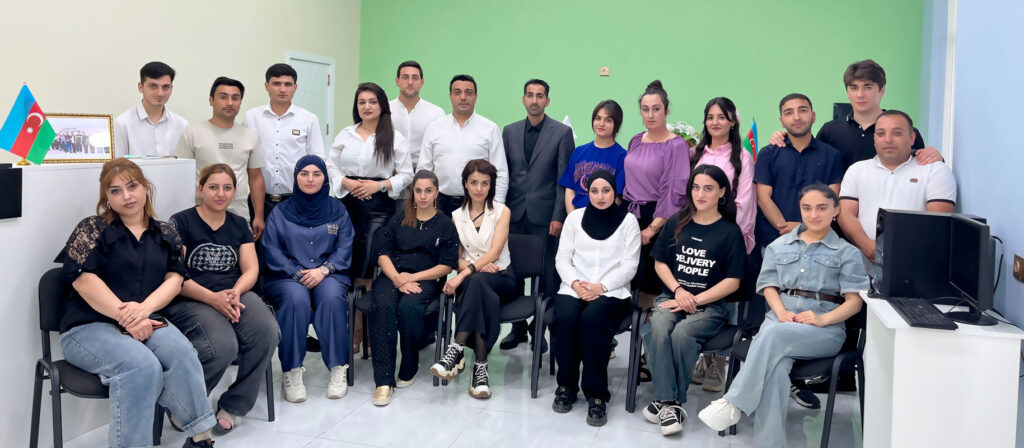 “Rəqəmsal beyinlər” komandası
